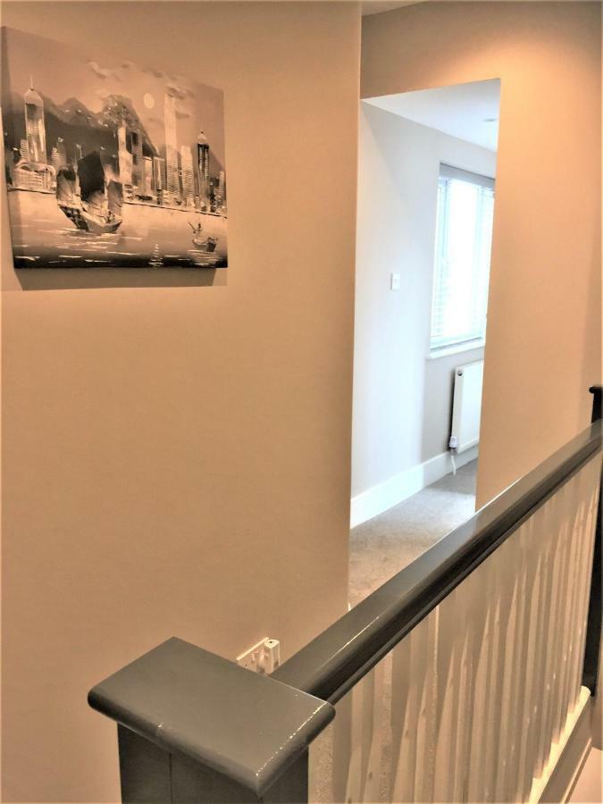 Guineas House Villa Нюмаркет Екстериор снимка
